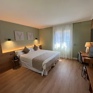 Yomo Imperial 3* Sant Julia de Loria
